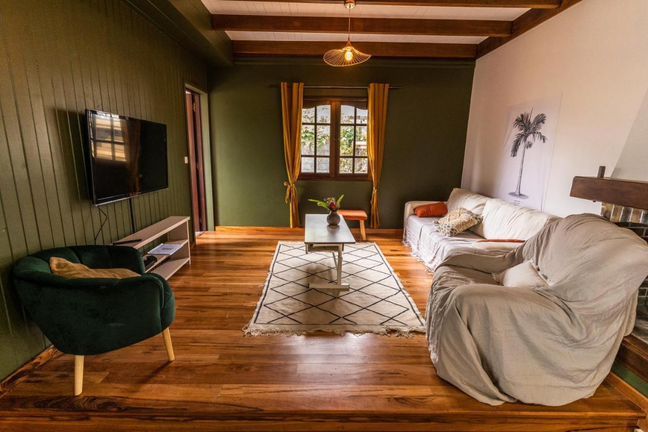 Magnifique Villa Creole Villa Ti Bout Bois Avec Cheminee Au Tevelave Les Avirons ภายนอก รูปภาพ